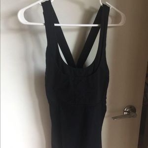 Lululemon Tank Top - Size 8
In good condition!